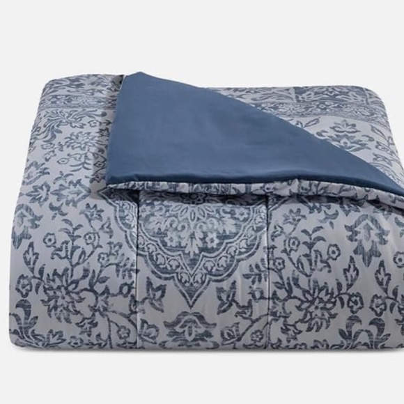 Sunham Estella 8-Pc. Comforter Sets Cal King Bed - Picture 5 of 7